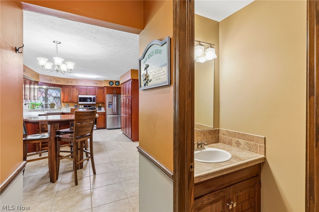 Willoughby Hills 01 - Residential