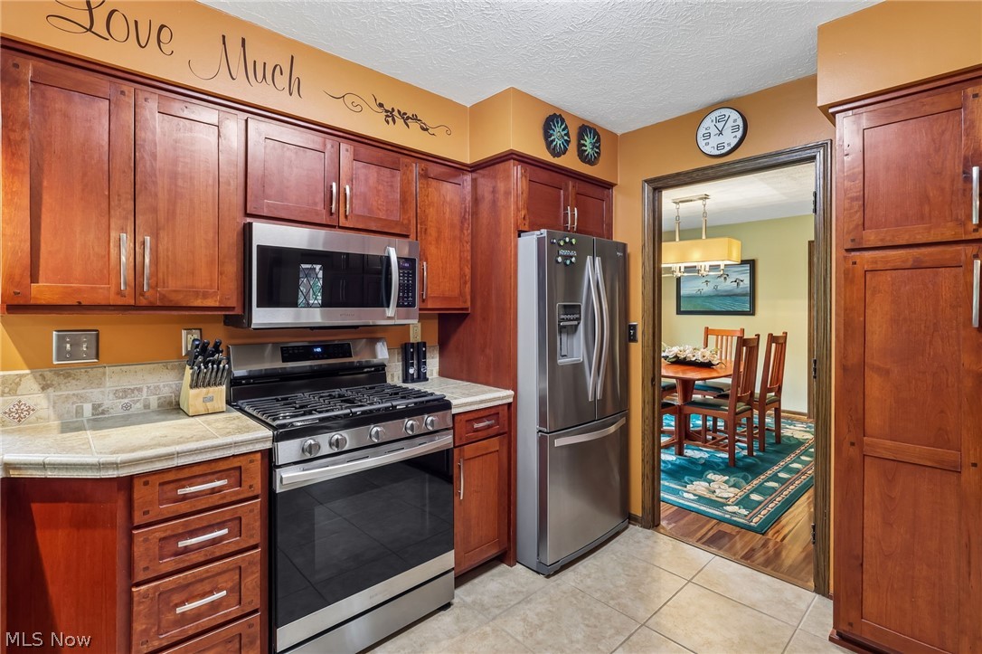 Willoughby Hills 01 - Residential