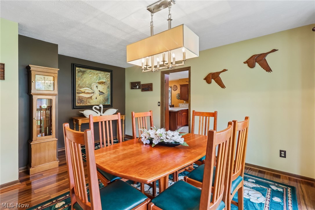 Willoughby Hills 01 - Residential