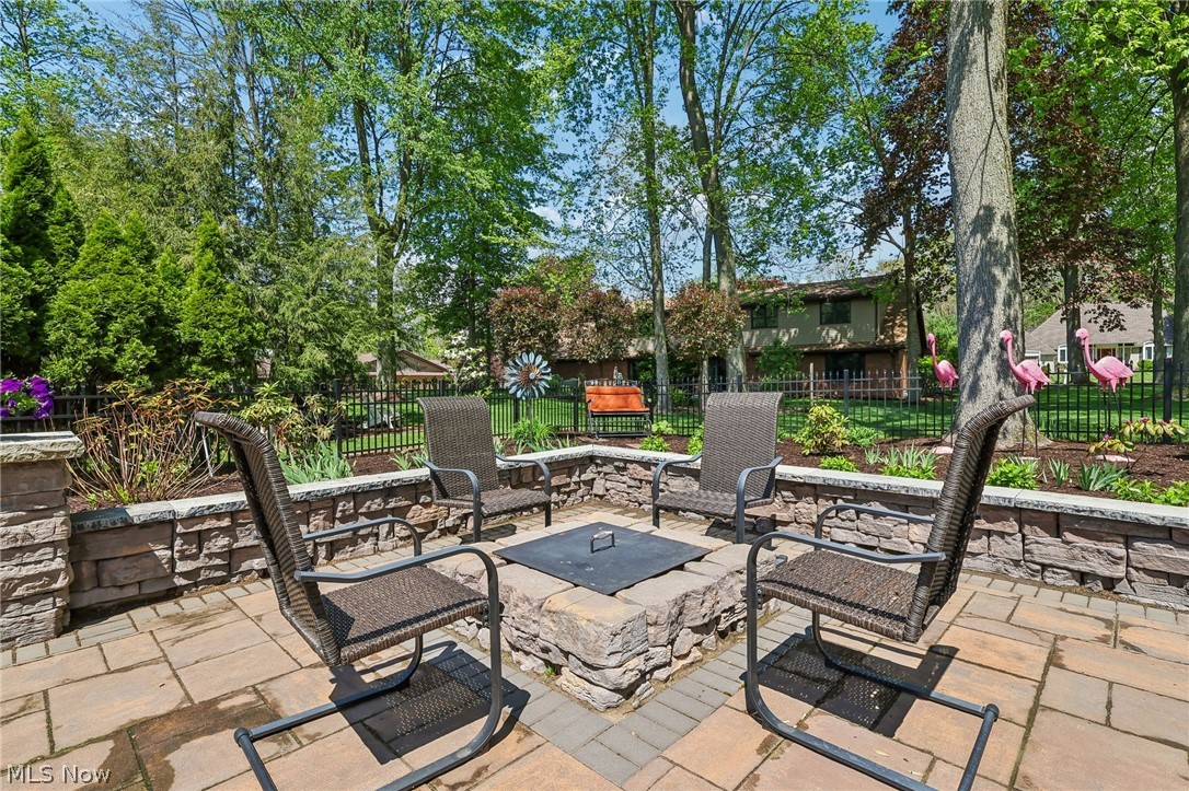 Willoughby Hills 01 - Residential