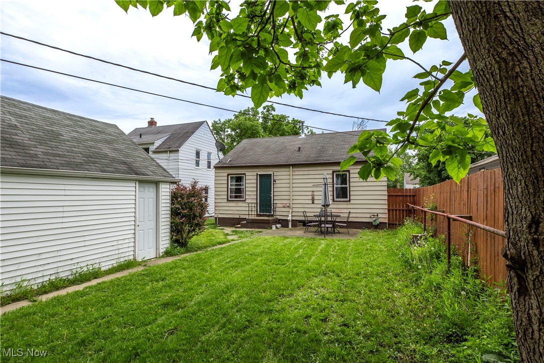 13102 Liberty Avenue, Cleveland, Ohio image 7