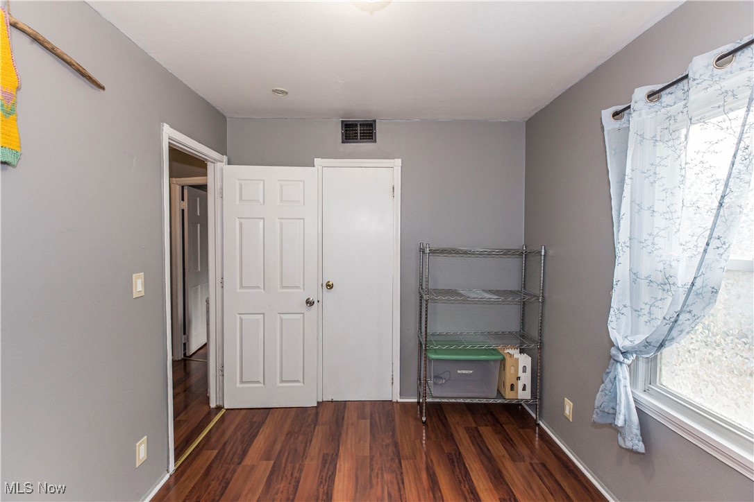 13102 Liberty Avenue, Cleveland, Ohio image 16
