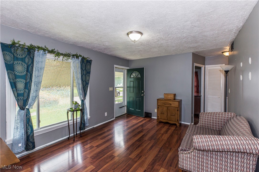 13102 Liberty Avenue, Cleveland, Ohio image 9