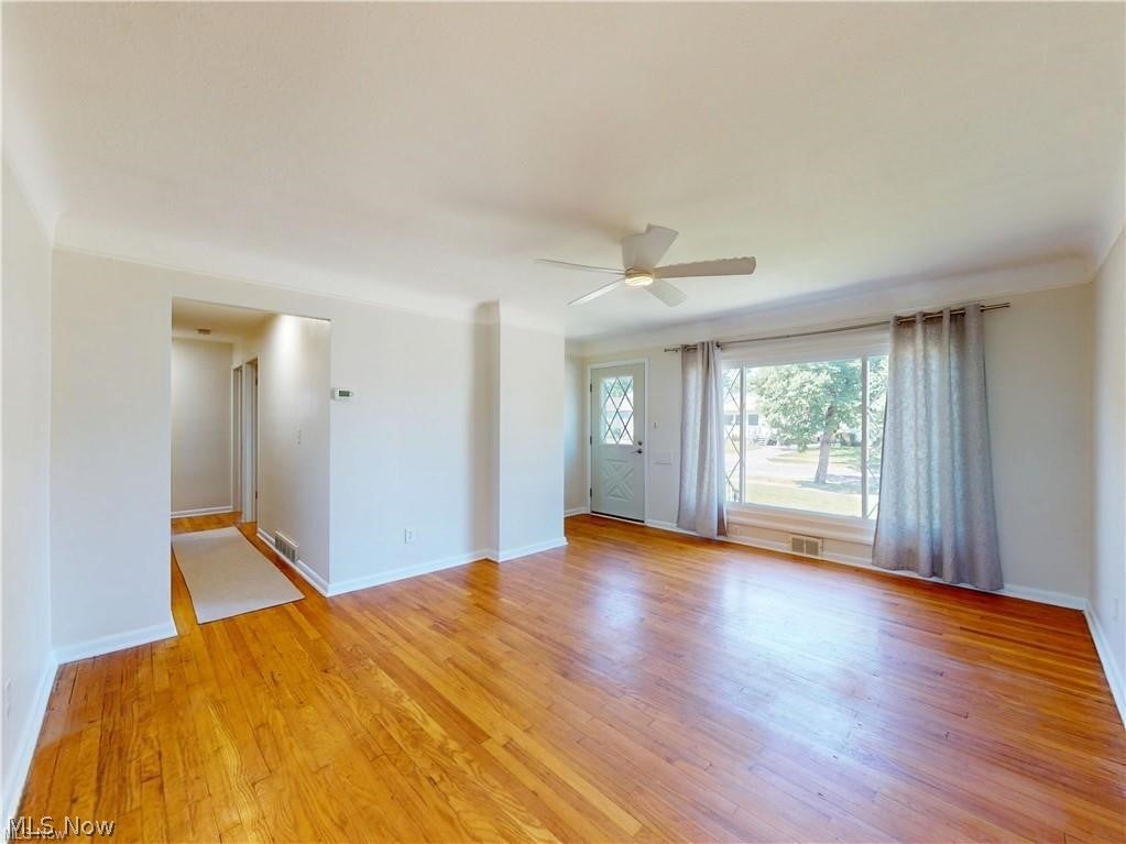 1713 Empire Road