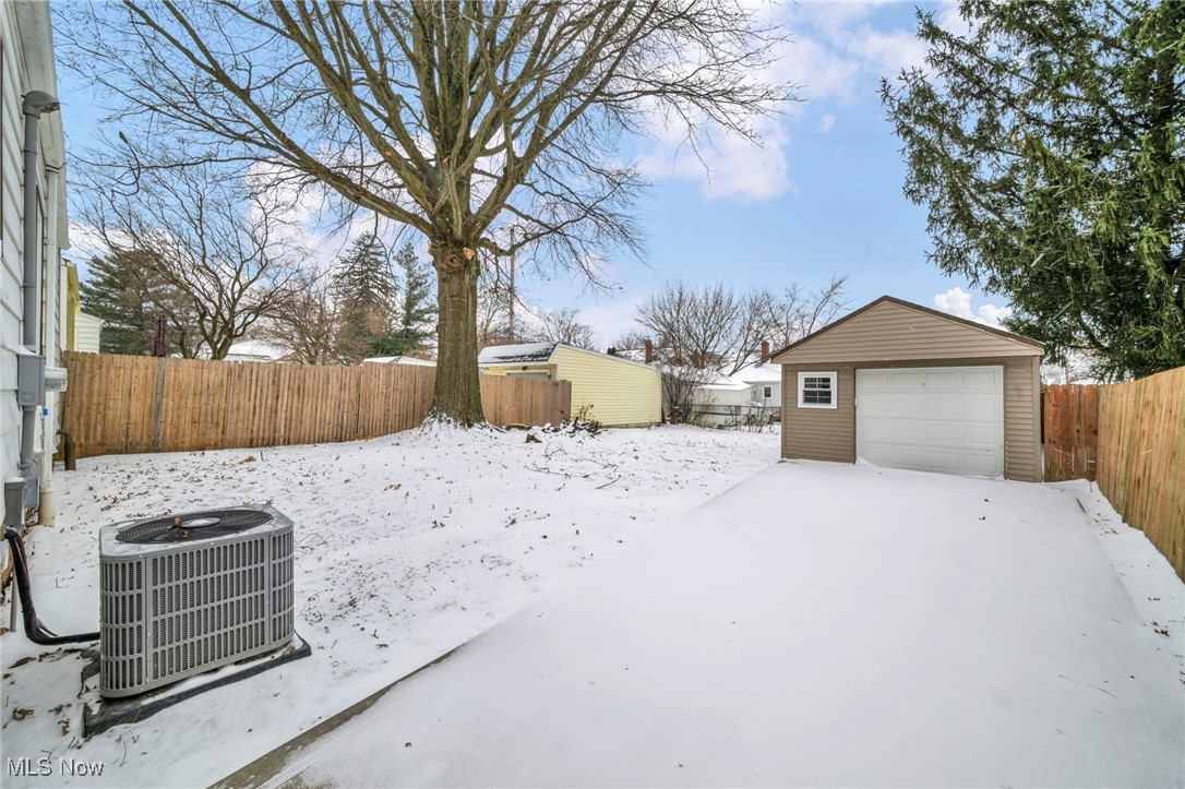 Suburban Dev Cos Crofton Over - Residential