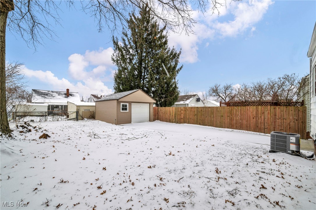 Suburban Dev Cos Crofton Over - Residential