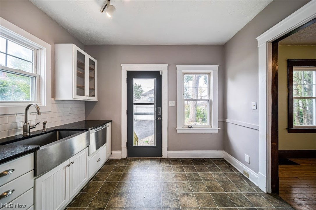 Van Aken - Residential