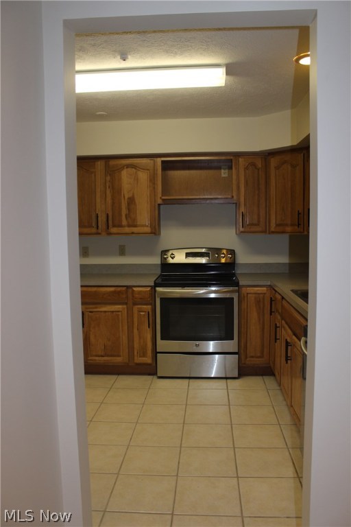 Versailles At Hudson Condo - Residential