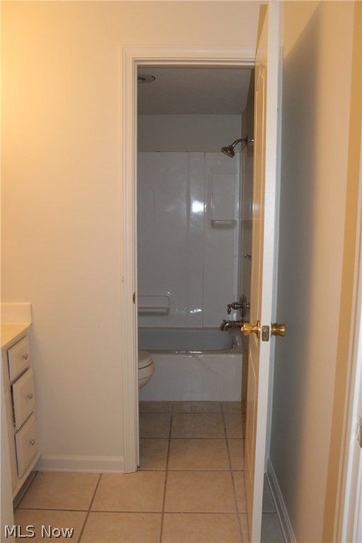 Versailles At Hudson Condo - Residential