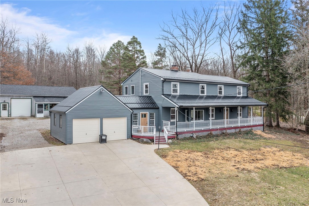 323 River Road, Hinckley, Ohio image 1