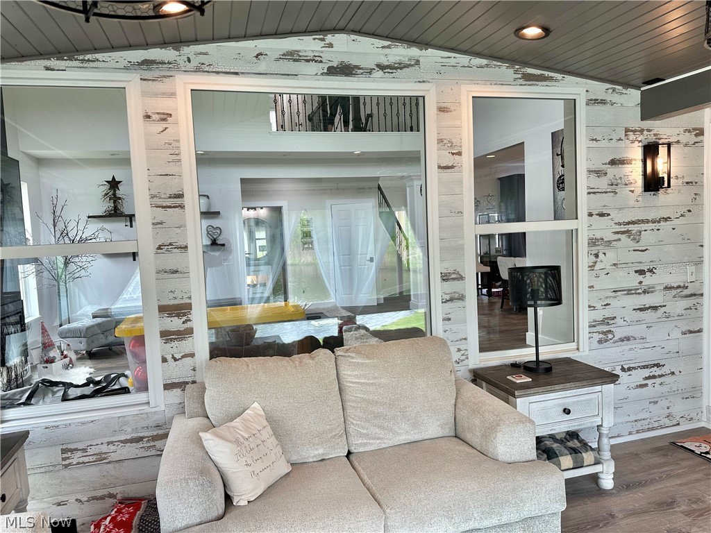 Greystone Village Clstr Dev - Residential