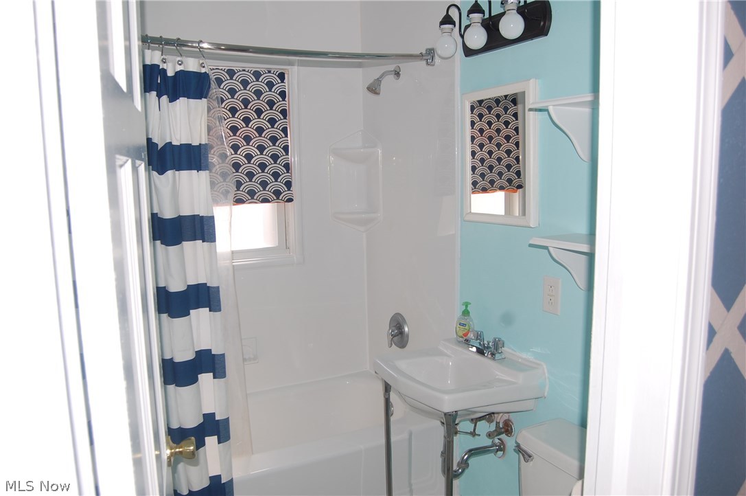 Knollwood - Residential