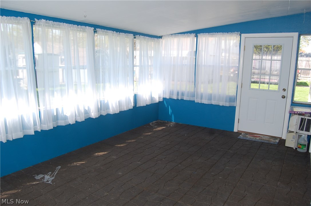 Knollwood - Residential