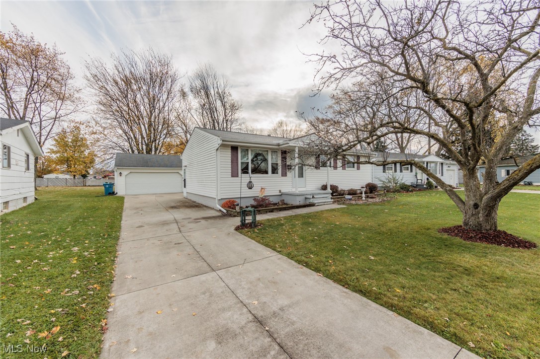 2723 Reeves Avenue, Lorain, Ohio image 2