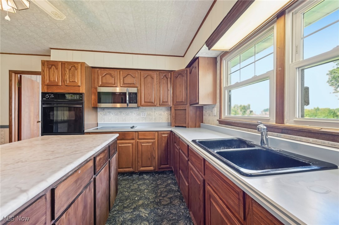3910 Dayton Springfield Road, Springfield, Ohio image 11