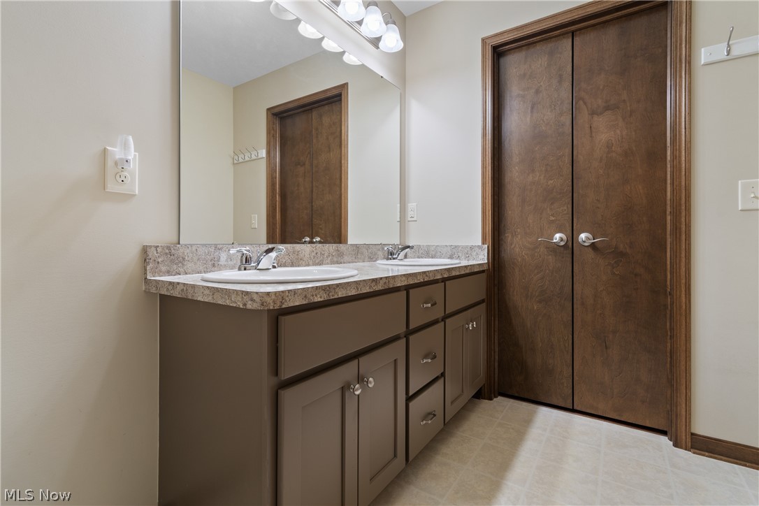 Heritage Green Condo Ph 9 - Residential