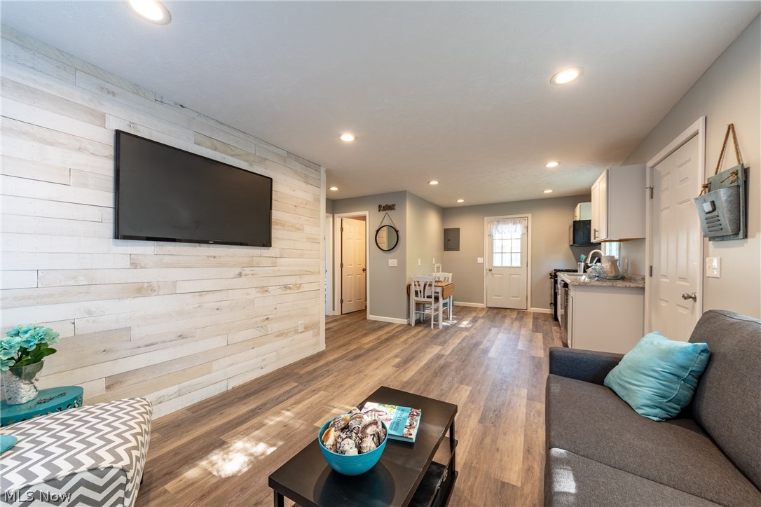 Cummings Beach Park - Residential