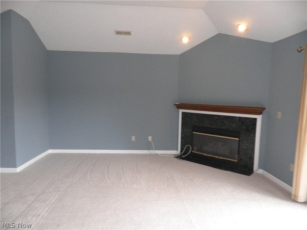 Courts Country Lakes Condo - Residential Lease