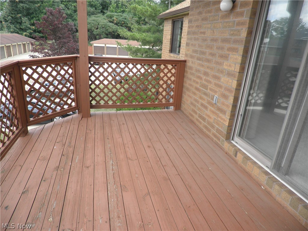 Courts Country Lakes Condo - Residential Lease