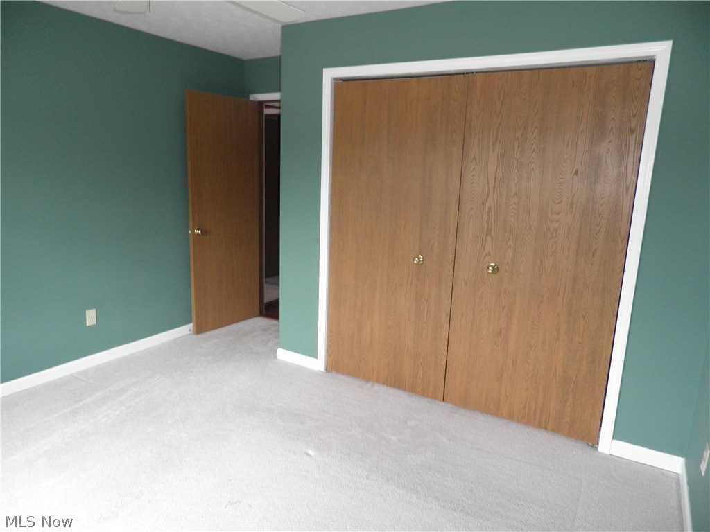 Courts Country Lakes Condo - Residential Lease