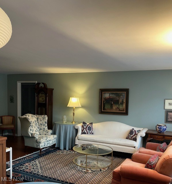 Diplomat Condo - Residential