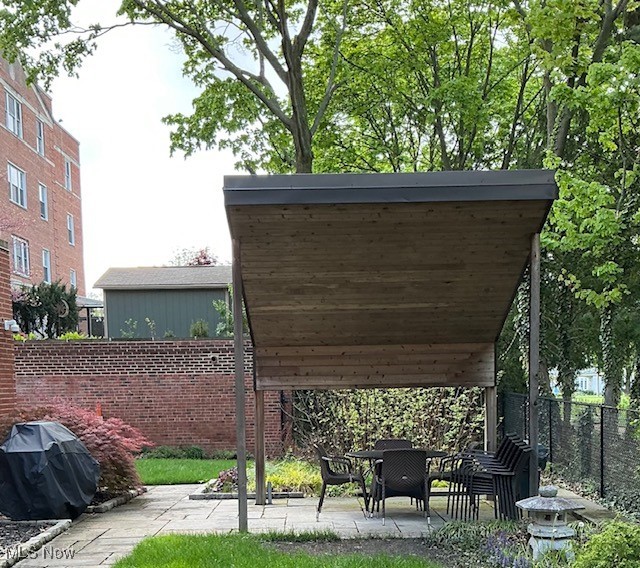 Diplomat Condo - Residential