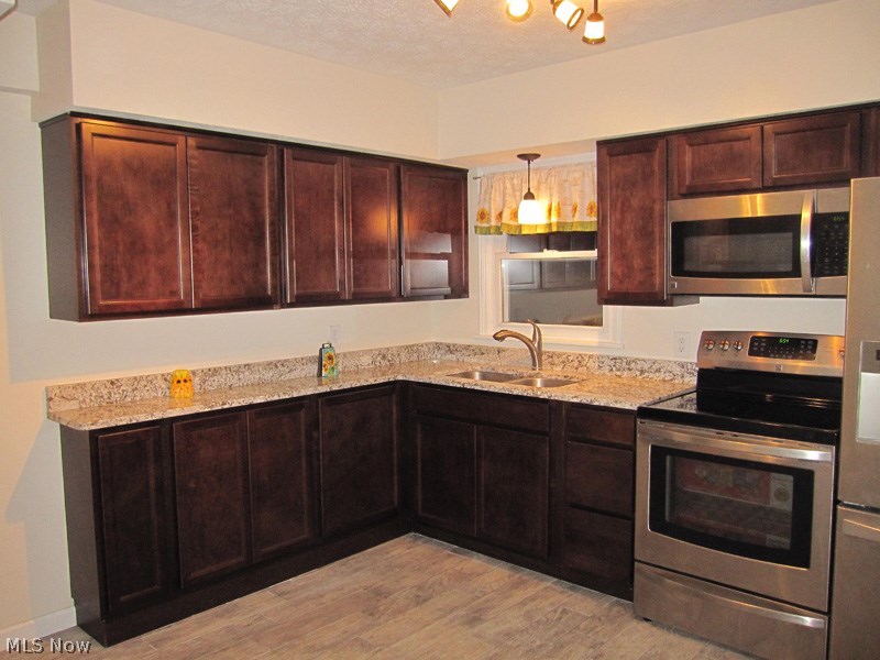 Heslop Morning View - Residential