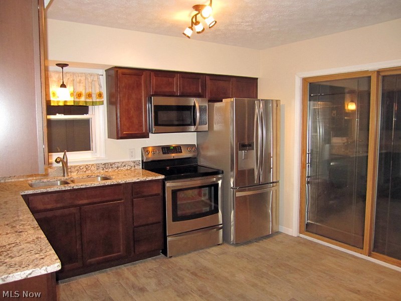 Heslop Morning View - Residential