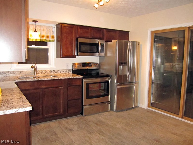 Heslop Morning View - Residential