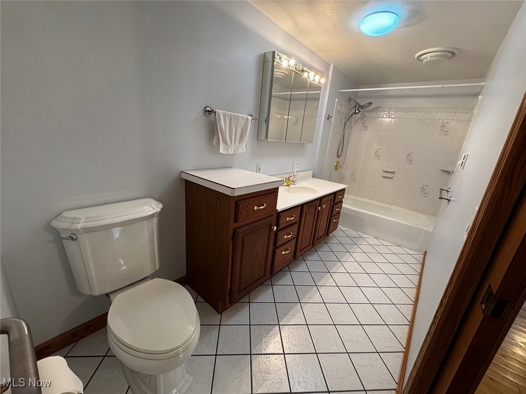 4570 Surmay Avenue, Canton, Ohio image 23