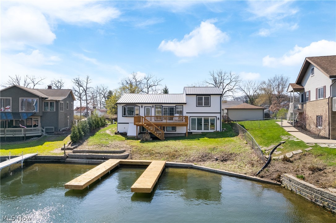 253 Aqua Boulevard