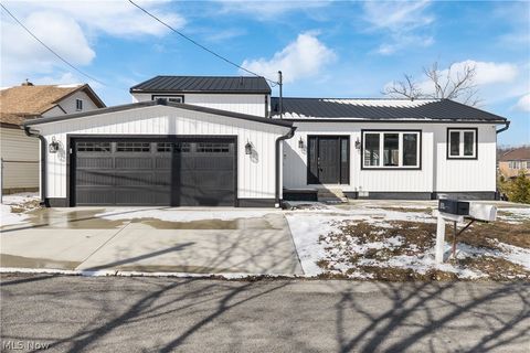 253 Aqua Boulevard Coventry OH 44319