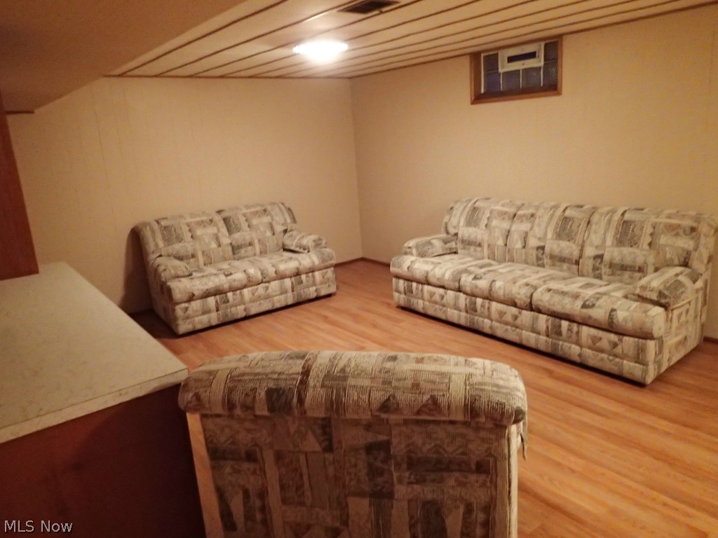 Neville - Residential