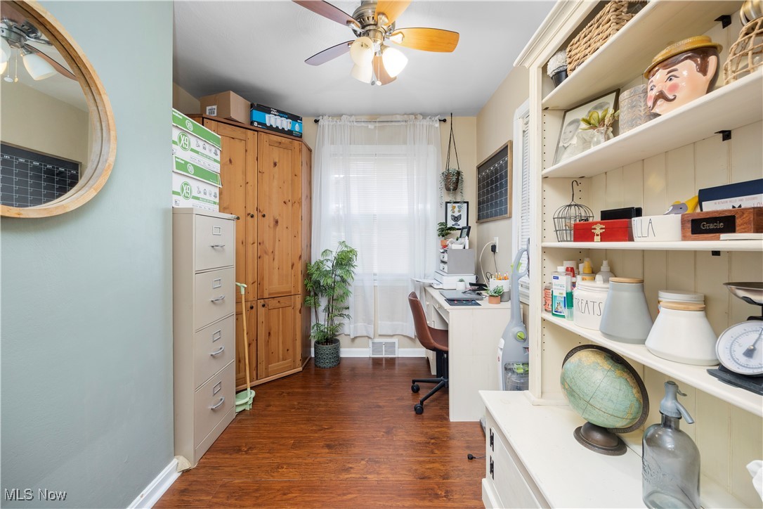 5722 Delora Avenue, Cleveland, Ohio image 10