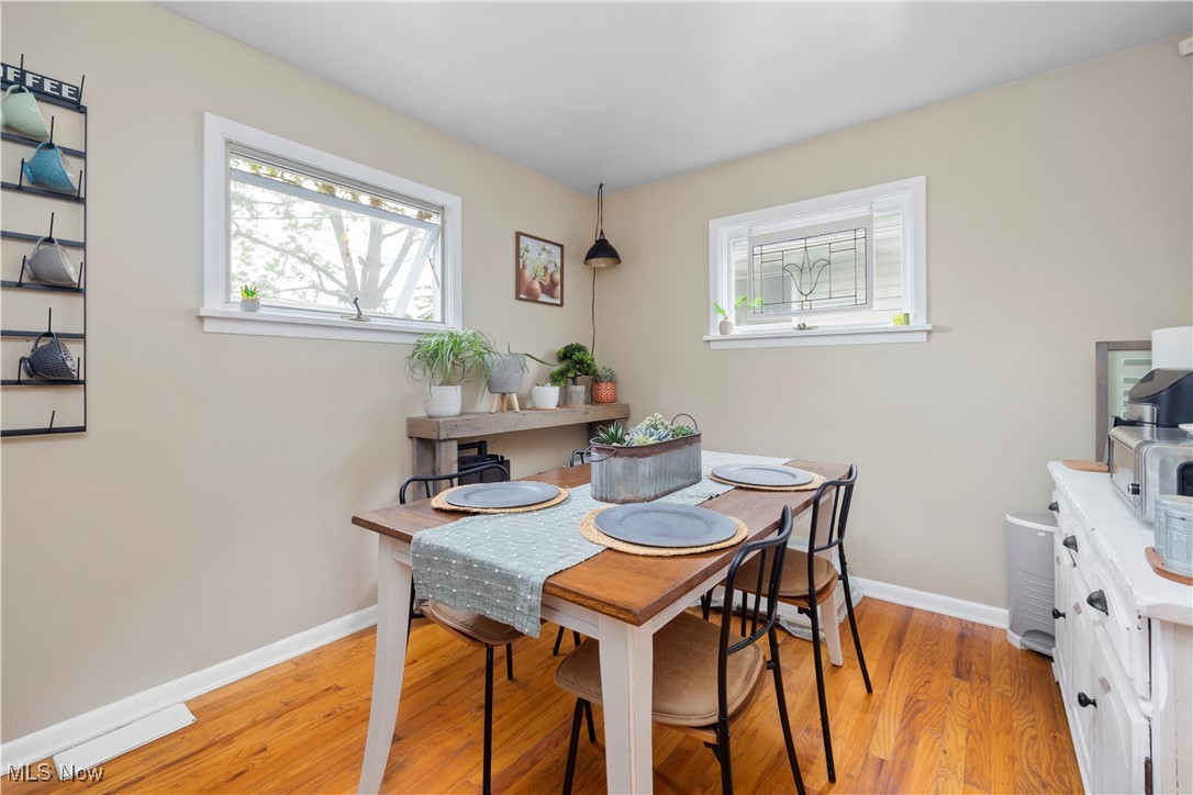 5722 Delora Avenue, Cleveland, Ohio image 13