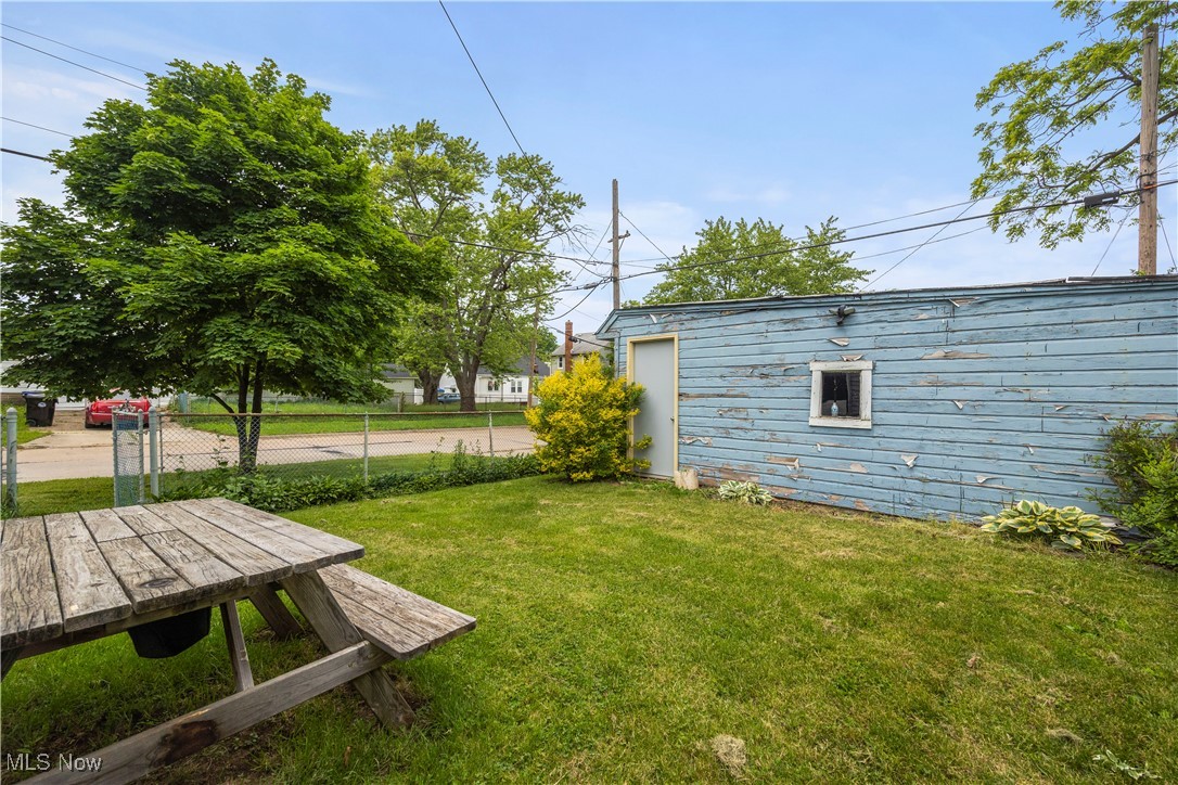 5722 Delora Avenue, Cleveland, Ohio image 36