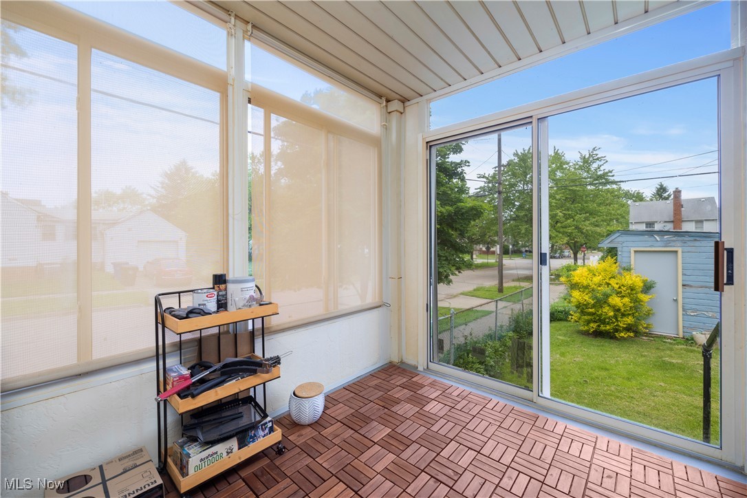 5722 Delora Avenue, Cleveland, Ohio image 17