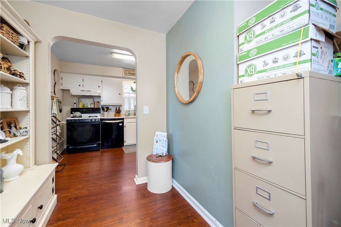 5722 Delora Avenue, Cleveland, Ohio image 12
