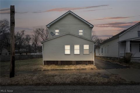 3667 E 61st Street Cleveland OH 44105