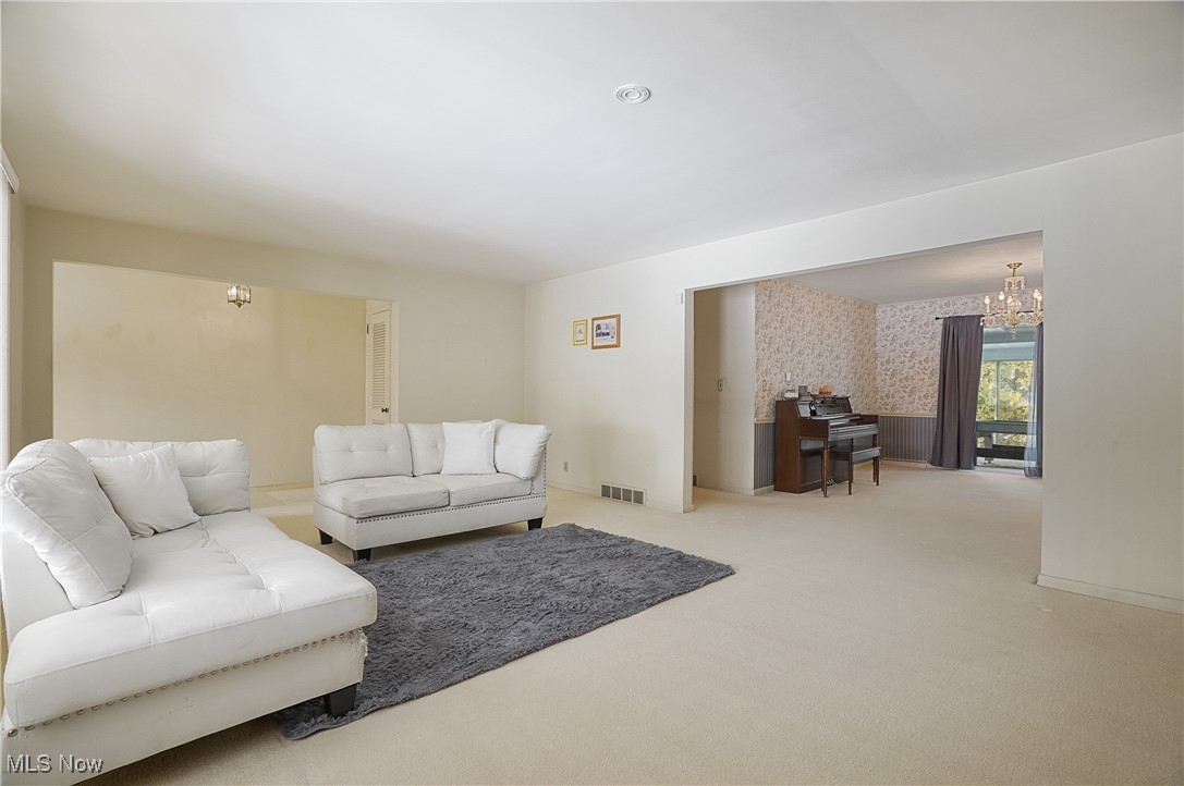 Kenilworth Manor - Residential