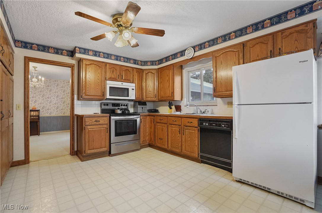 Kenilworth Manor - Residential