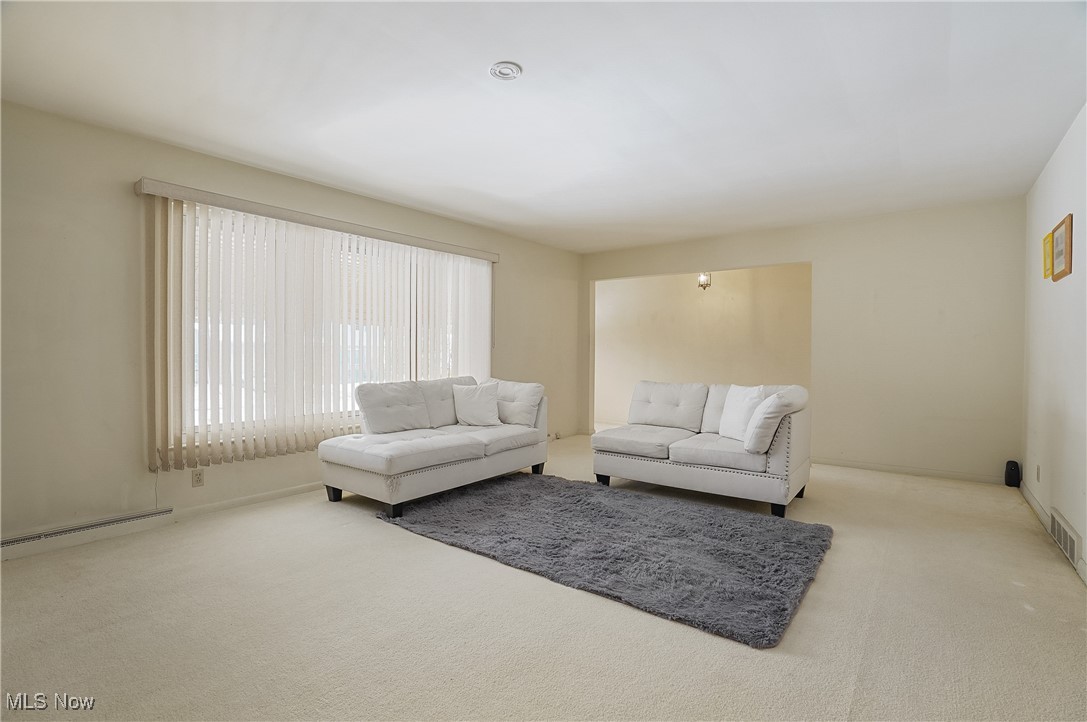 Kenilworth Manor - Residential