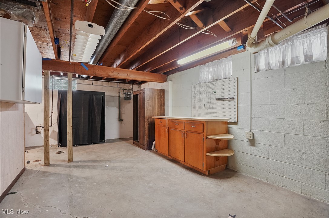 Kenilworth Manor - Residential