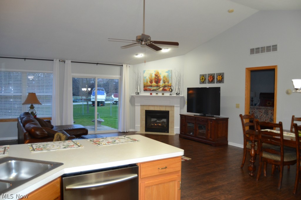 Hidden Harbor Estate - Residential