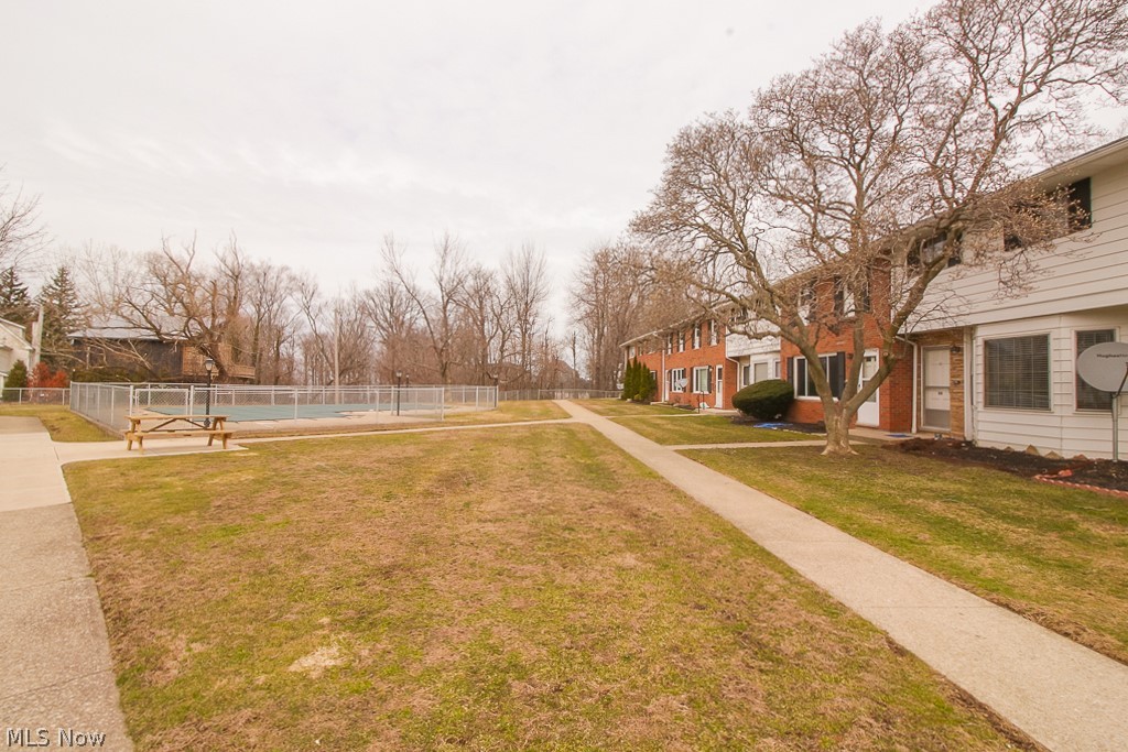 Townhouse Condo Estates - Residential