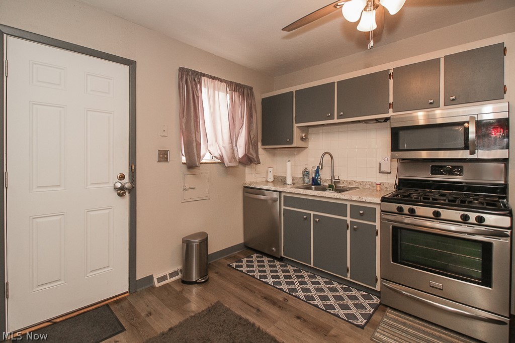 Townhouse Condo Estates - Residential