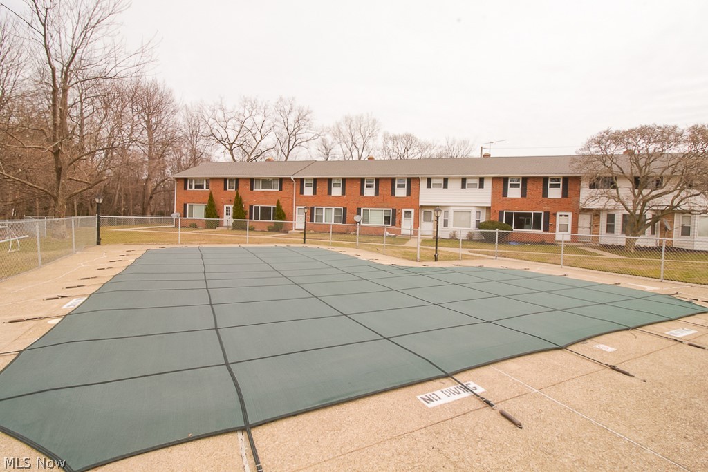 Townhouse Condo Estates - Residential