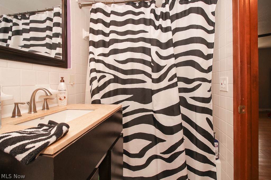 Townhouse Condo Estates - Residential