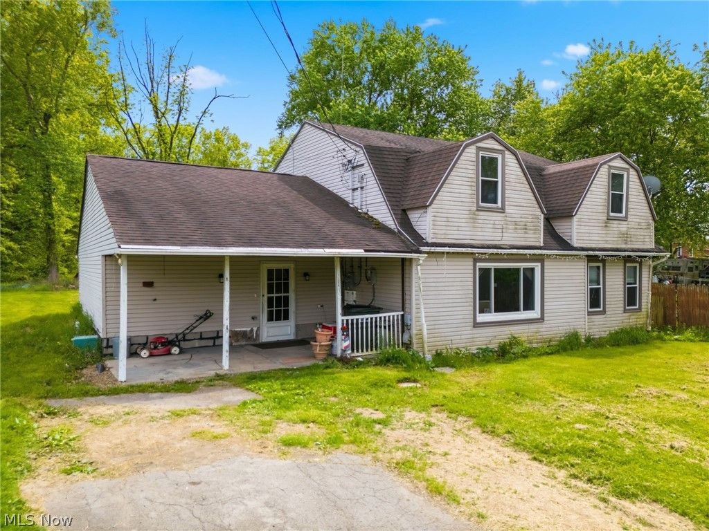 Photo of 15086 Greenbower Street NE, Alliance, OH 44601 (MLS # 5211412)