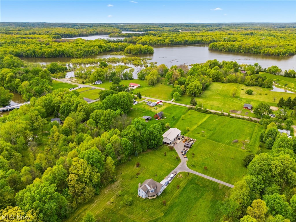 Village/Lexington - Residential